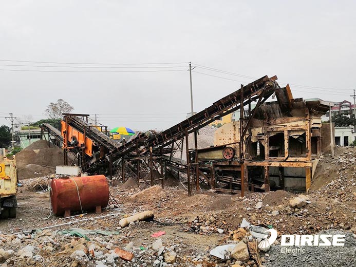 破碎機變頻器應(yīng)用案例-國產(chǎn)變頻器廠家德瑞斯-現(xiàn)場